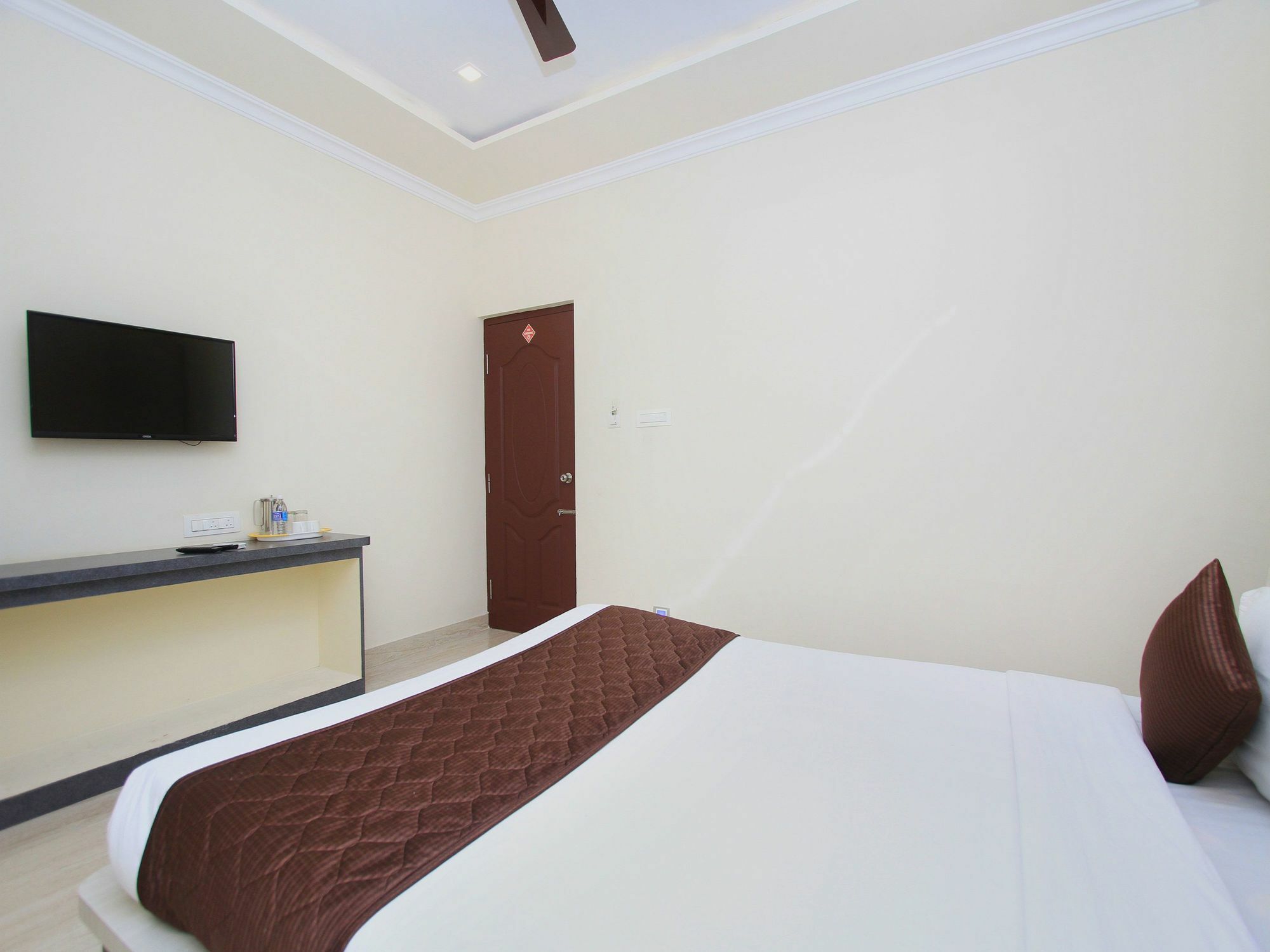 Oyo 8446 Bouvana Residency Pondicherry Exterior photo